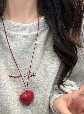 长款爱心吊e坠项链女秋冬高级感百搭毛衣链配饰2024新款简约锁骨