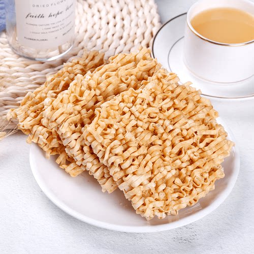 心一众芝根芝底芝麻干吃面方便面干脆面芝麻味香辣味咸香油炸原味 - 图1