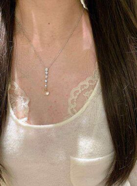 奢小众时尚风高级感设计冷淡配饰