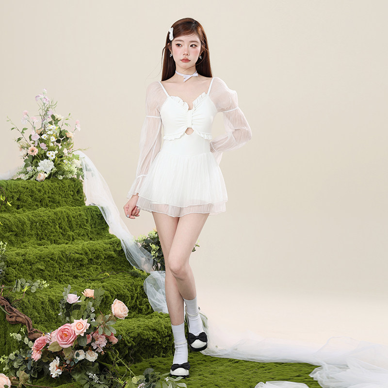 连体泳衣女夏季2023新款爆款z高级感保守显瘦网红风裙式长袖游泳,淘宝优惠券,粉丝福利购,淘宝优惠卷