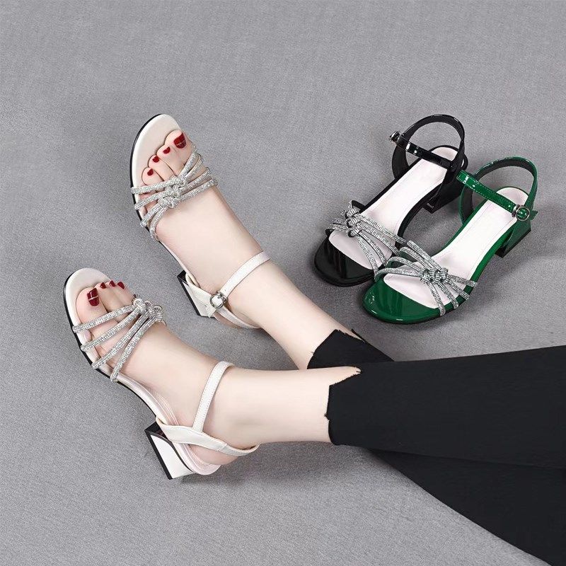 大码女鞋41-43i宽胖脚肥2025夏季新款牛漆皮时装风粗跟凉鞋15-803,淘宝优惠券,粉丝福利购,淘宝优惠卷