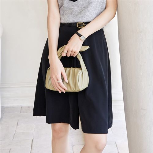 【时尚风采】高级感十足,助您职场上散发轻奢气息的绝美百褶裤裙 - 图3