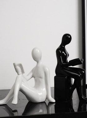 现代简约人物书档书靠摆件轻奢高级感办公室客厅桌面装饰品书架