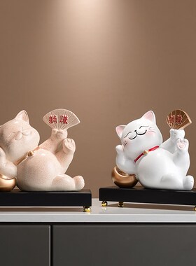 2024年c新款创意招财猫装饰工作室办公桌面餐饮店服装店收银台摆
