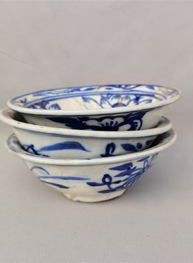 青花碗老瓷器小鱼花碗收藏品民俗老物件怀旧斗笠碗古董杂项摆件