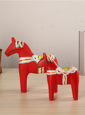 现代简约木马创意桌面小摆件客厅酒柜摆设北欧轻奢高档家居装饰品