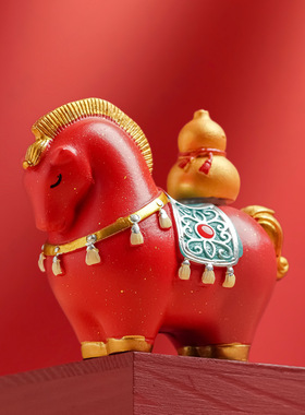稀缺质感生肖马吉祥物国潮陶瓷家居玄关桌面装饰摆件创意招财马