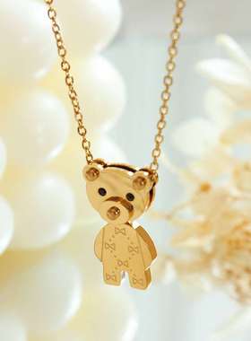 谜丽 卡通可爱呆萌小熊吊坠项链女款小众设计感锁骨链不锈钢首饰