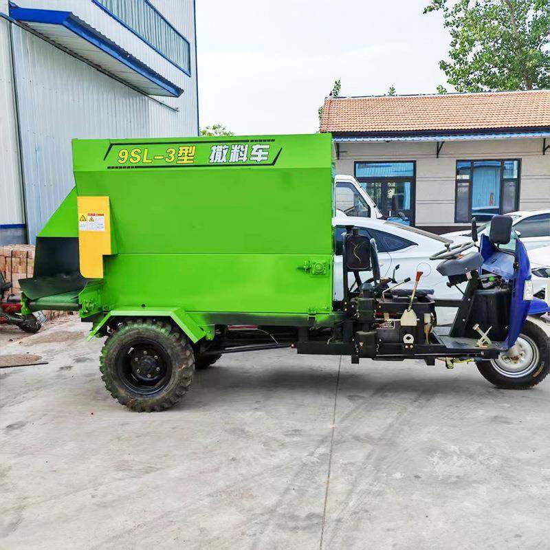 9SL-3柴油撒料机双侧出料撒草车喂牛喂羊投料机液压刮板撒料机,淘宝优惠券,粉丝福利购,淘宝优惠卷