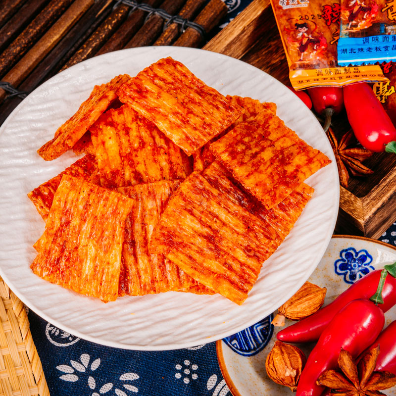 嘴辣香辣条亲嘴童年儿时怀旧辣条零食大刀休闲宿舍面筋小吃嘴巴香