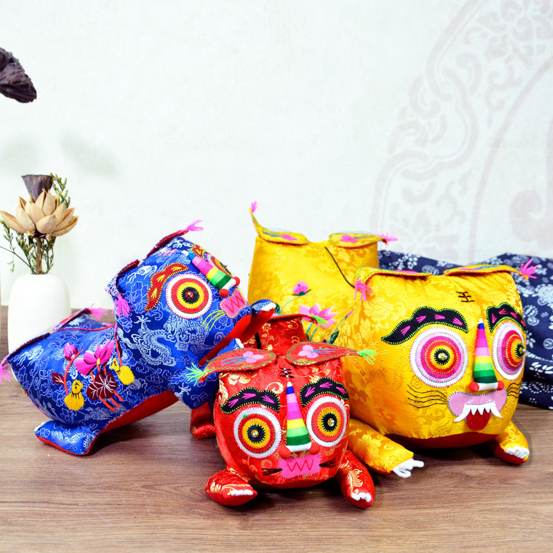 布老虎民间工艺品宝宝老虎枕头婴儿满月百天小老虎手工布艺玩偶,淘宝优惠券,粉丝福利购,淘宝优惠卷