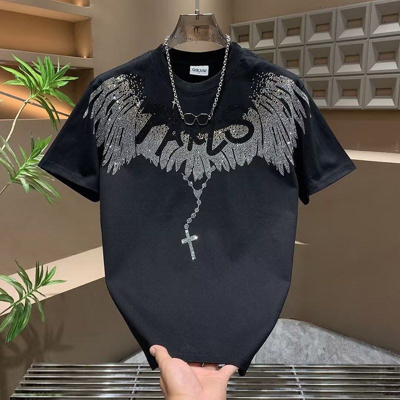 个性烫钻翅膀黑色圆领T恤男士2025夏季款休闲Q时尚宽松显瘦半截袖,淘宝优惠券,粉丝福利购,淘宝优惠卷