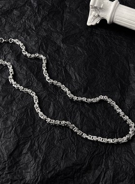 项链男士轻奢高级设计感小众锁骨链男生冷淡风嘻哈重金属钛钢颈链