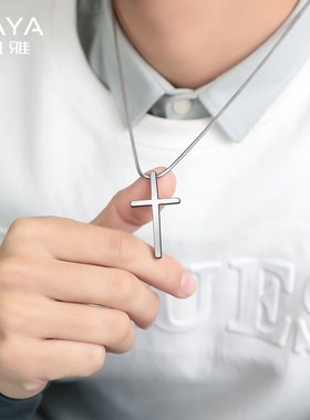 飒雅十字架项链男士钨金锁骨链银色蛇骨链潮高级感钨钢吊坠女嘻哈