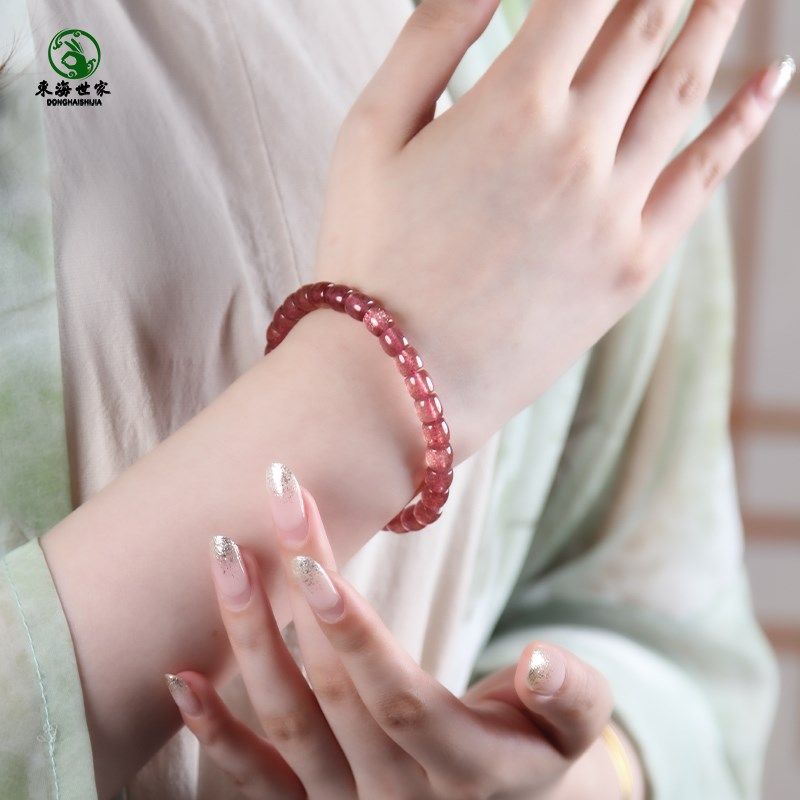 草莓晶手链女粉嫩草莓晶直切桶珠散珠子手镯小众轻奢闺蜜水晶手串,淘宝优惠券,粉丝福利购,淘宝优惠卷