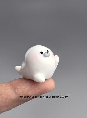 无聊瞭，摆几祇Q萌小海豹治愈电脑桌面日式工位办公桌小摆件装饰