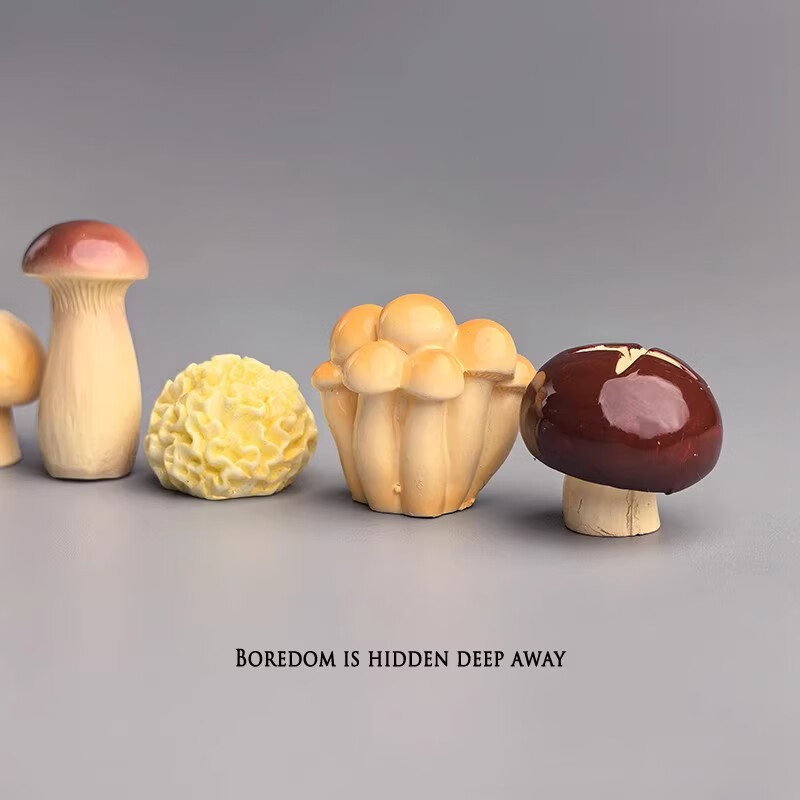 无聊了,摆几只可爱菌菇治愈电脑桌面日式工位办公桌小摆件仿真品 - 图2