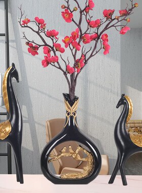 创意情侣马装饰品摆件简约客厅家居玄关酒柜电视柜工艺品乔迁礼物