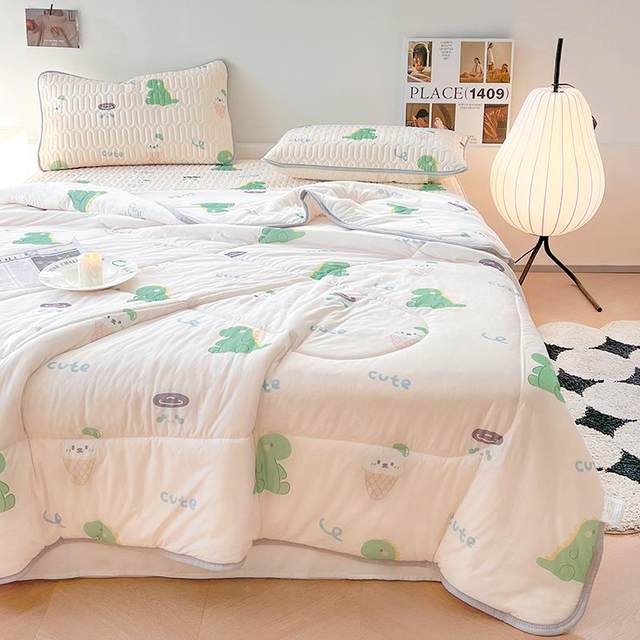 2 pieces 02 ice 4 new silk DSJ-RJX2 latex cool mat sheets, summer quilts, three or four pieces set summer cool mats