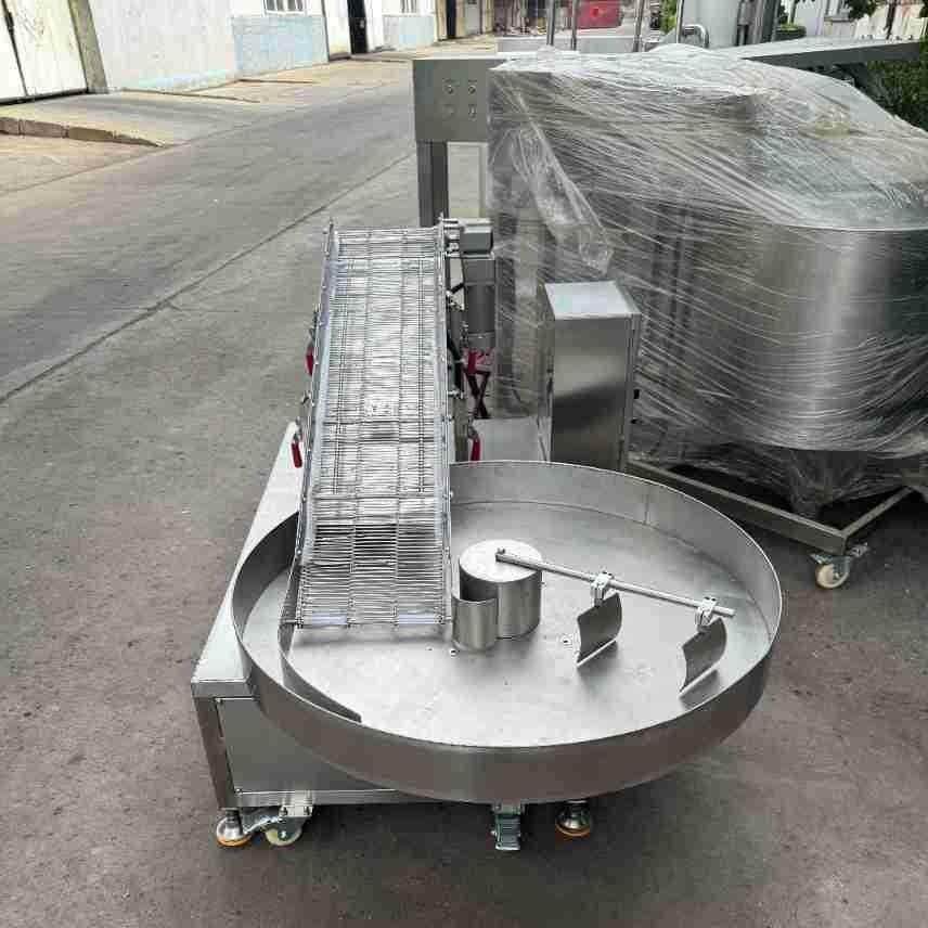 鳕鱼排圆盘上粉机全自动咕咾肉裹粉机设备圆盘式咕咾肉上粉机,淘宝优惠券,粉丝福利购,淘宝优惠卷