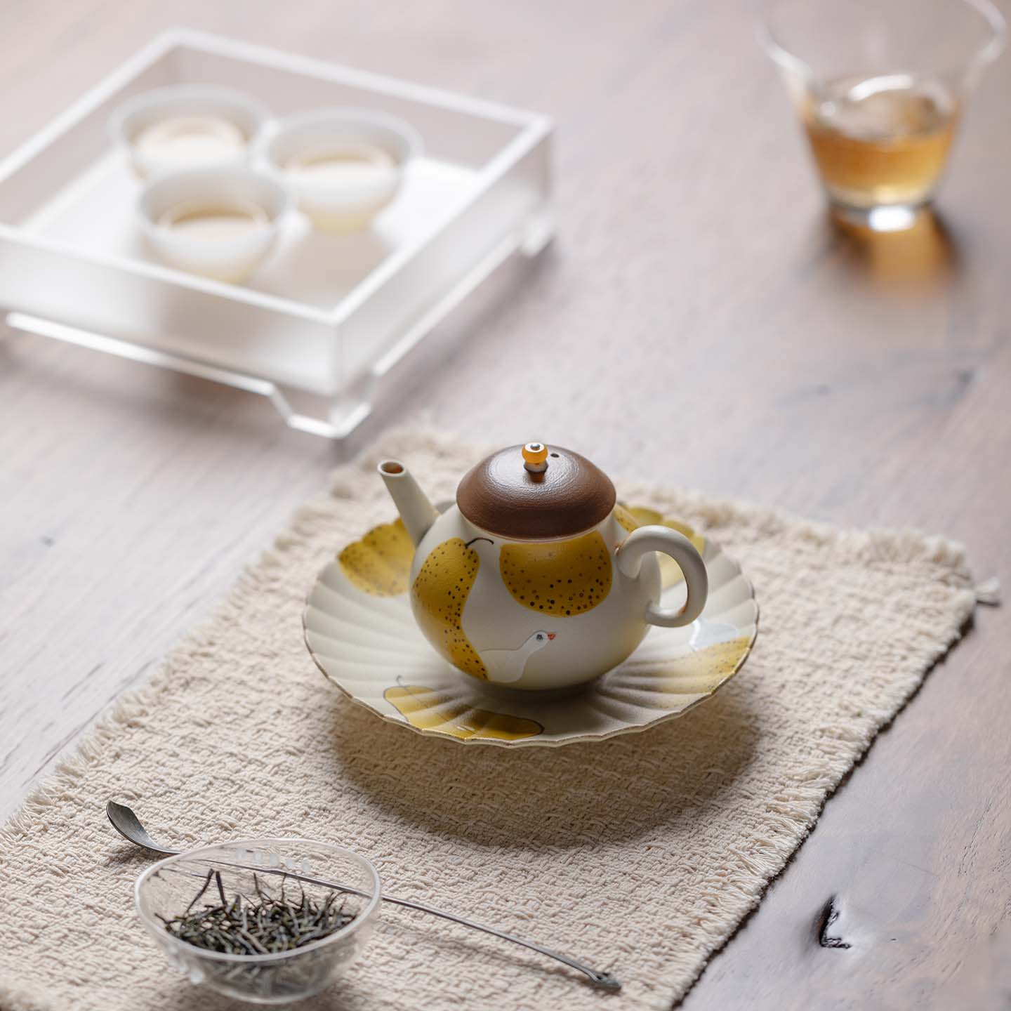 Zishu Cultural and Creative Pear Goose Notes Hand-painted Ceramic Kung Fu Tea Set One Pot One Cup Gift Box Creative High-End Souvenir