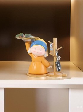 戴珍珠耳环少女进门玄关钥匙收纳摆件创意客厅酒柜装饰品乔迁礼物