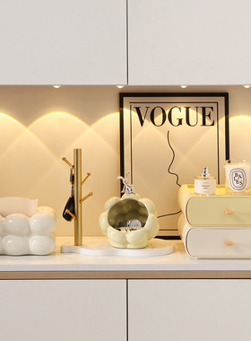 奶油风入户门鞋柜玄关置物架钥匙收纳摆件家居客厅乔迁新居装饰品