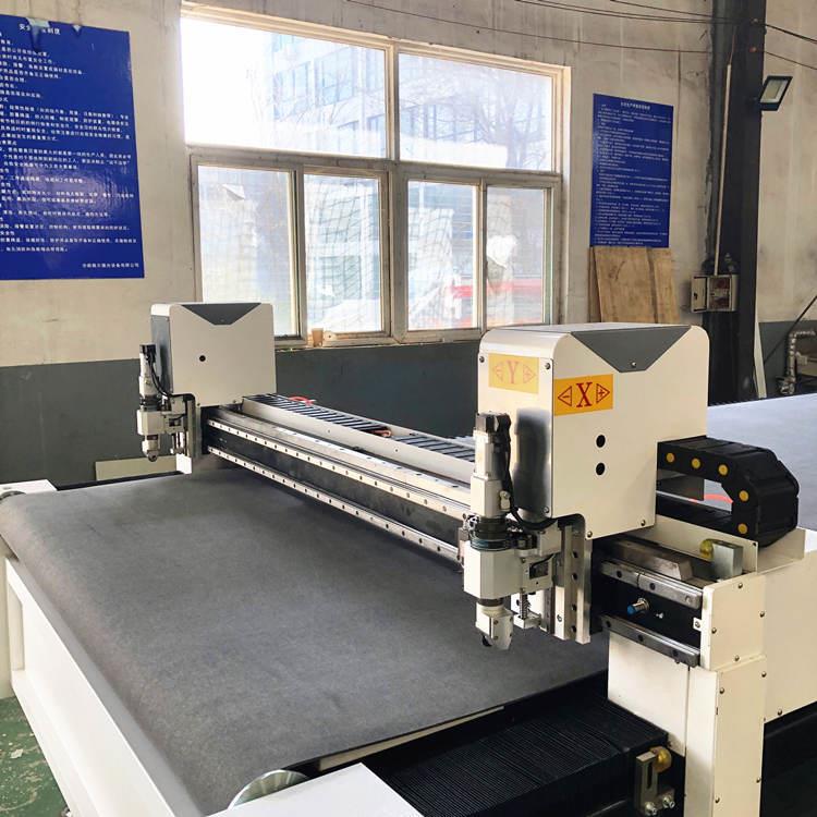 New energy PE material BIB sterile bag aluminum foil tonnage bag automatic cutting and shaping trimming CNC intelligent equipment