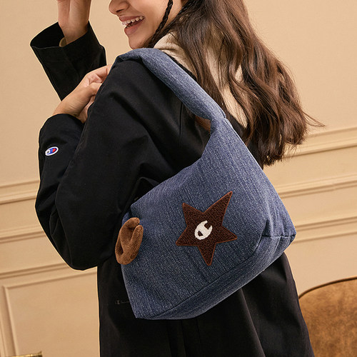 Champion冠军秋冬毛绒包星星饼干包猫猫包男女大容量单肩手提包 - 图2