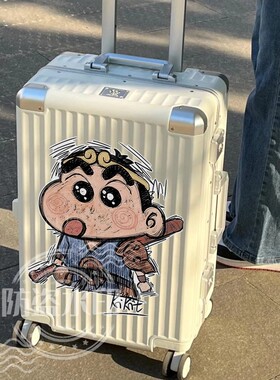 蜡笔小新大号防水不留胶行李贴