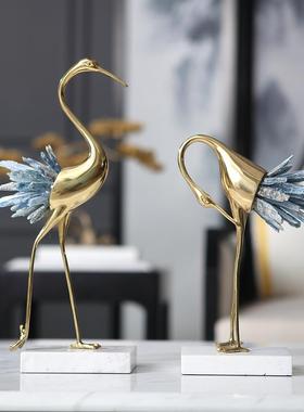 简欧轻奢仙鹤金属水晶摆件铜大理石法新中式高档玄关蓝白黑色软装