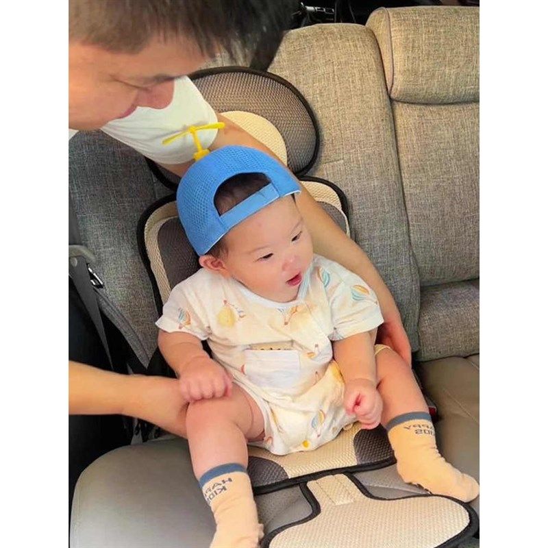 安全座椅0到12岁婴儿车载安全座椅可携式餐椅固定带宝宝汽车坐垫,淘宝优惠券,粉丝福利购,淘宝优惠卷