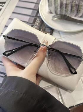 BREZ轻奢眼镜自带妆容的太阳镜女美颜防晒墨镜防紫外线素颜偏光镜