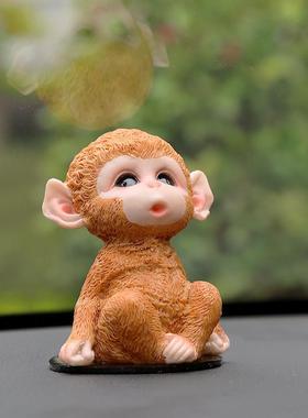 小猴子创意车载摆件汽车内车上中控台装饰品呆萌可爱女生2022新款