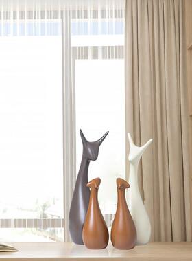 三口之家鹿陶瓷器客厅摆件酒柜高档装饰品办公室桌面摆设结婚礼物