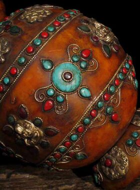 西藏老蜜蜡手工镶嵌宝石吉祥八宝花瓶藏式摆件家居装饰古玩收藏品