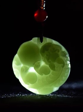 天然和田玉貔貅吊坠有求必应招财