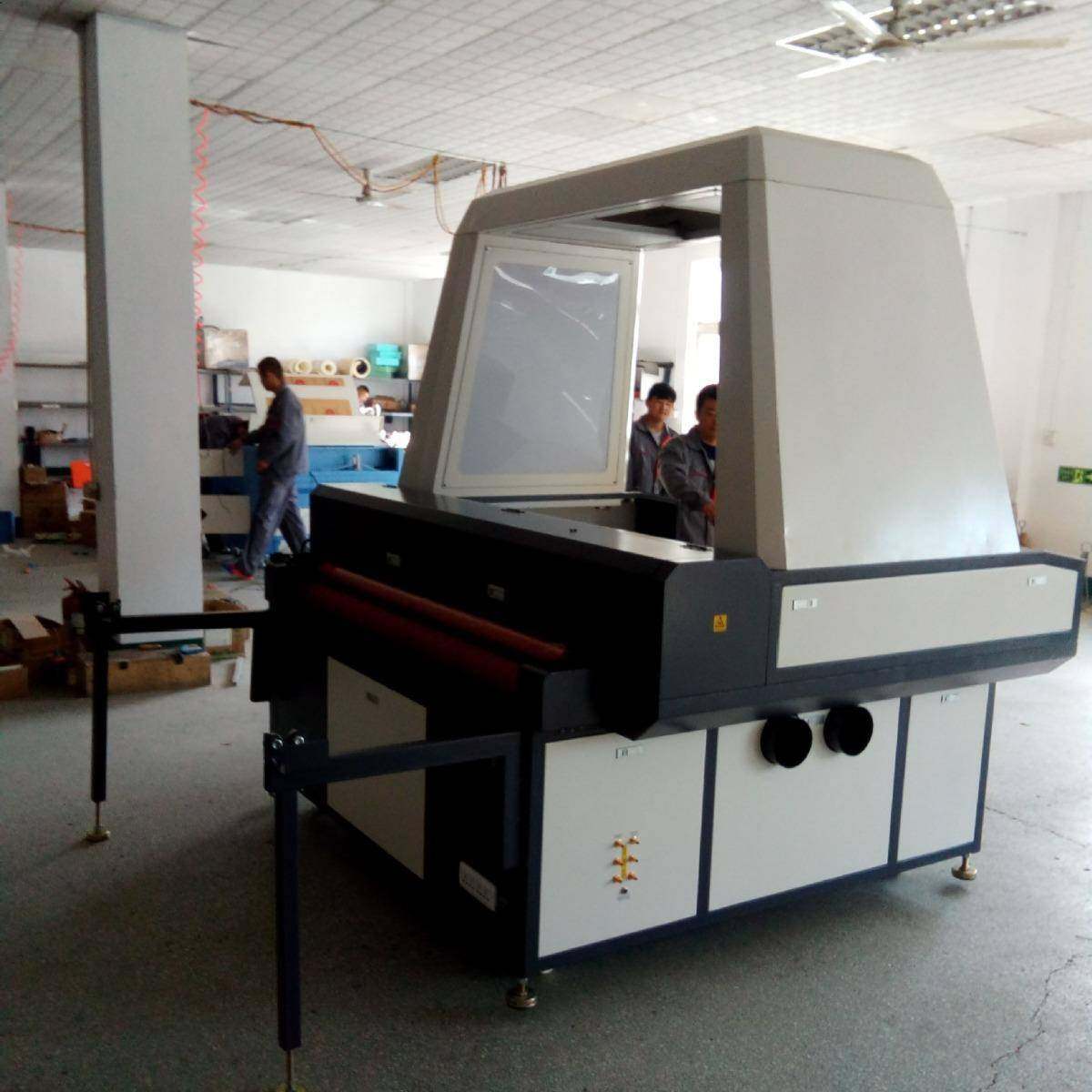 冰袖防晒衣骑行服裁剪机毛绒激光切割机数码印花服装激光切割机,淘宝优惠券,粉丝福利购,淘宝优惠卷