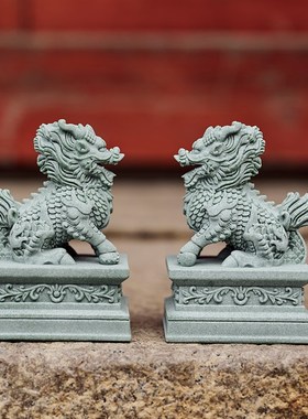 石狮子小摆件一对镇宅看门石雕喜狮麒麟茶宠鱼缸造景桌面装饰礼物