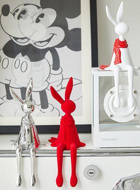 坐姿长耳兔子摆件2025新款客厅酒柜电视机玄关柜高级感小众装饰品