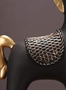 马摆件树脂玄关摆设办公室客厅电视柜创意轻奢现代装饰品新中式