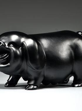 黑色猪摆件实木雕刻十二生肖黑色猪客厅办公电视柜补角装饰工艺品