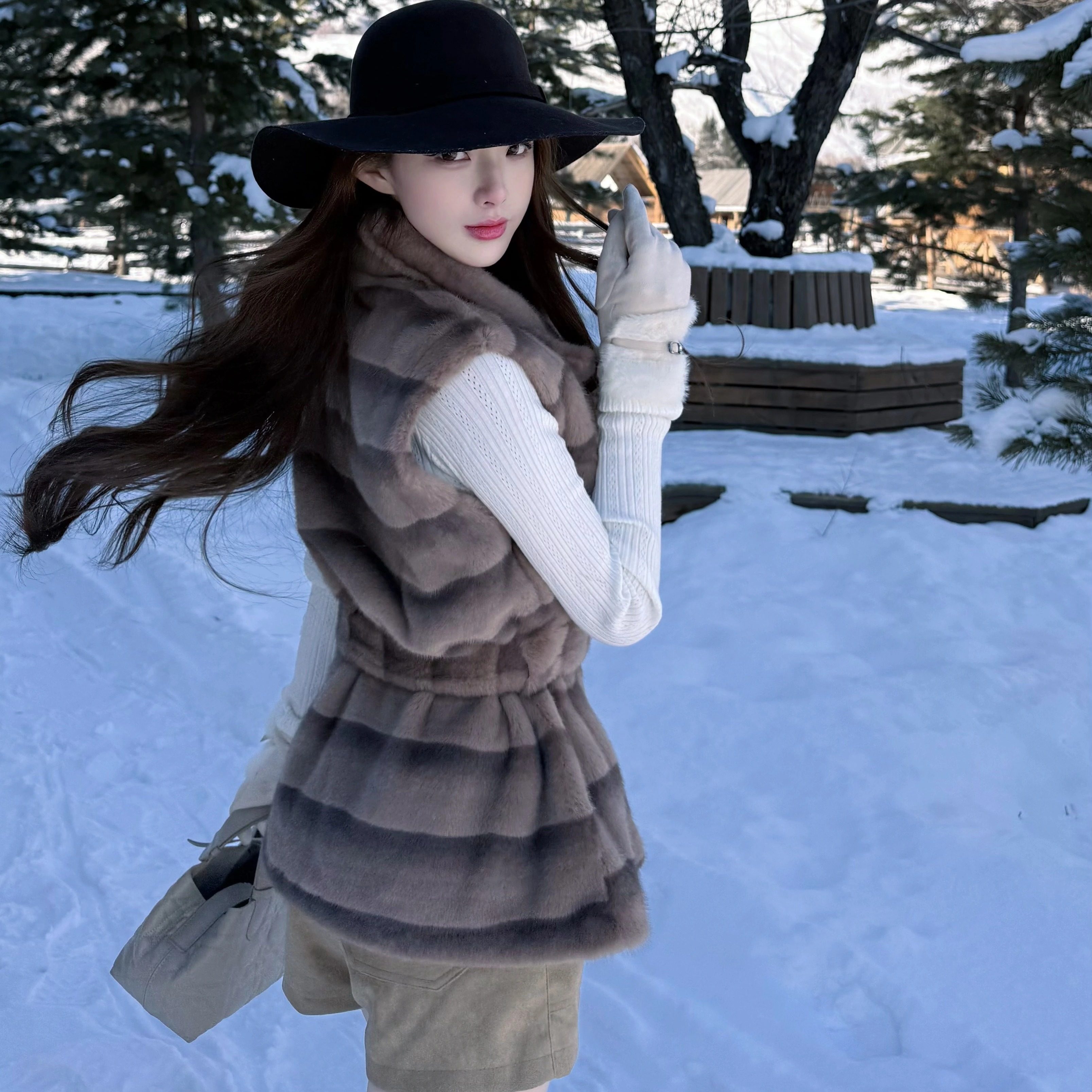 Layyyy【老钱短裤】麂皮质感双色老钱风秋冬百搭大口袋a字短裤女,淘宝优惠券,粉丝福利购,淘宝优惠卷