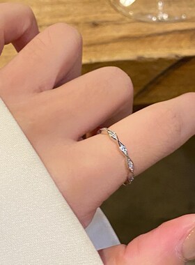 不规则锆石戒指女轻奢高级感素圈戒指2024新款爆款Z尾戒食指环