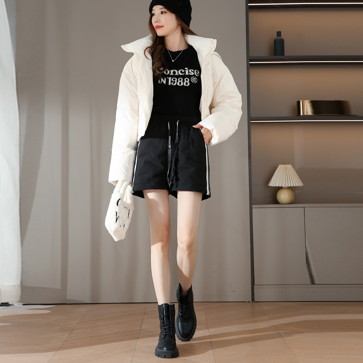 羽绒裤女外穿阔腿A字短裤2025冬季新款高腰显瘦加厚白鹅绒棉裤子,淘宝优惠券,粉丝福利购,淘宝优惠卷