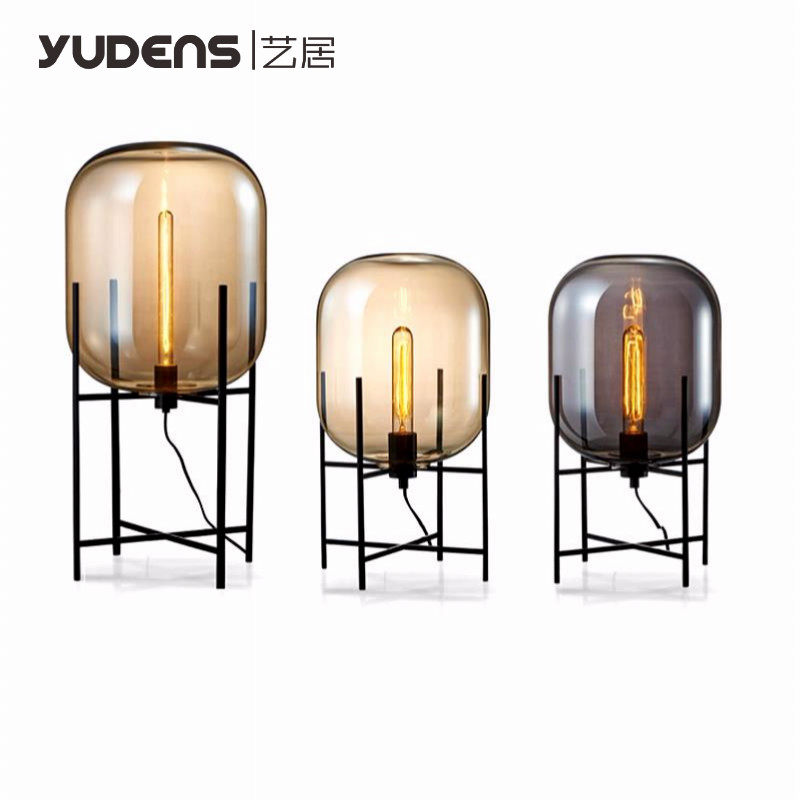 意大利设计师工业风新古典玻璃床头灯后现代客厅卧室书桌装饰台灯,淘宝优惠券,粉丝福利购,淘宝优惠卷