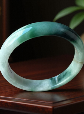 天然缅料翡翠手镯58mm阳绿飘花