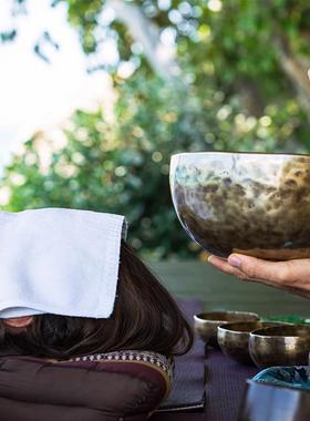 空铜玄色加厚满月颂钵尼泊尔手工梵音钵磬摆件音疗冥想钵