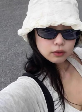 Jennie同款猫眼小框防晒太阳镜