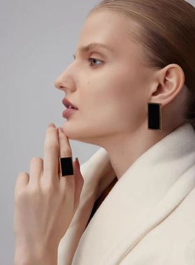 青岛出口长款黑色方牌流苏项链轻奢小众高级感珐琅项链耳环套装